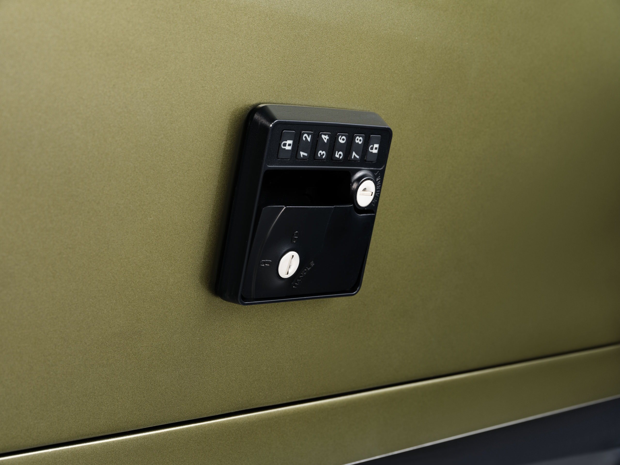 Karavan_1203250667-copy