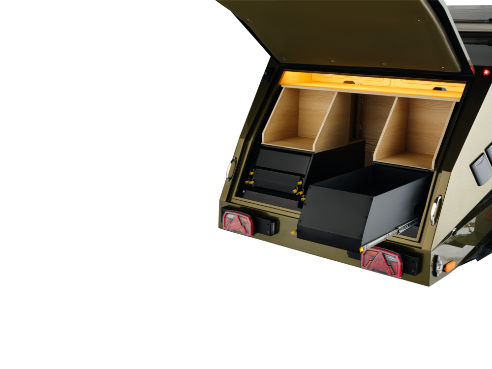 Karavan_1203250796-copy